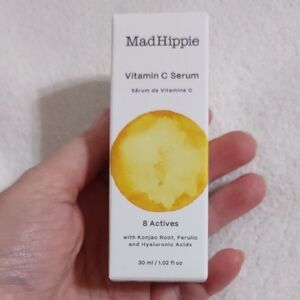 Vitamin C Serum - White and Yellow